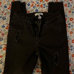 Size 6 Refugee skinny jeans